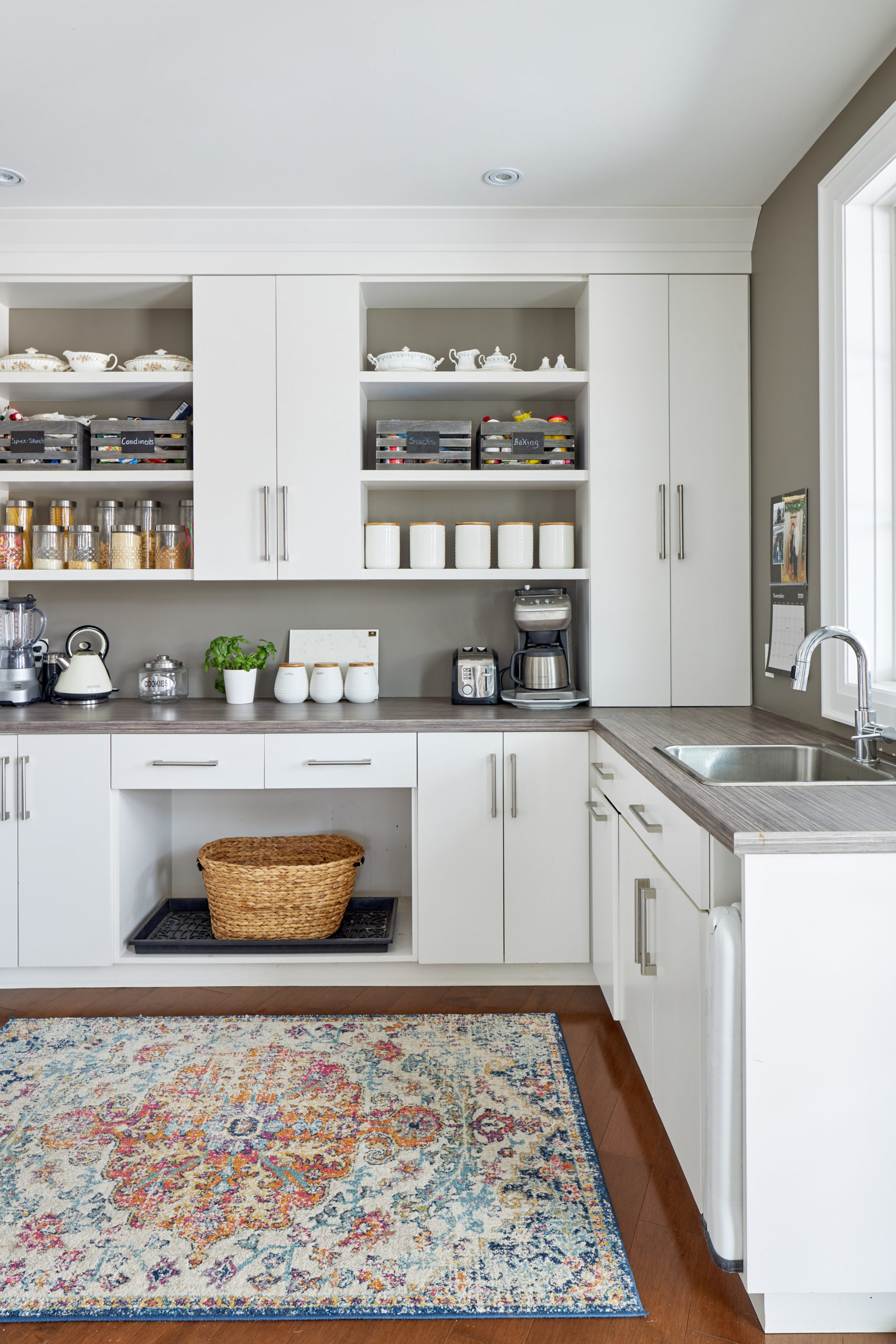 pantry interior featuring ornate rug 